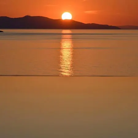 빌라 Mykonos Sea&sunset View Pool-hot Tub By Calypso Sunset